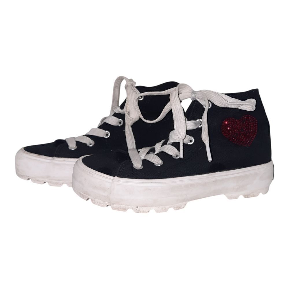 Mudd Black High-Top Sneakers with Red Heart